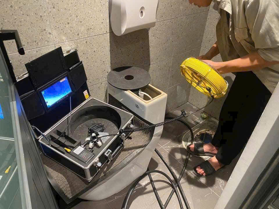 nội soi hầm cầu.